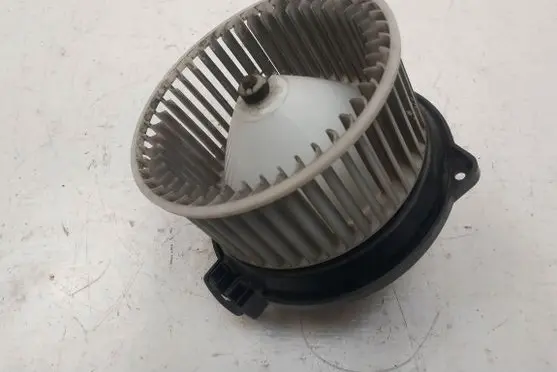 Honda CR-V Heater fan/blower 194000-70959U