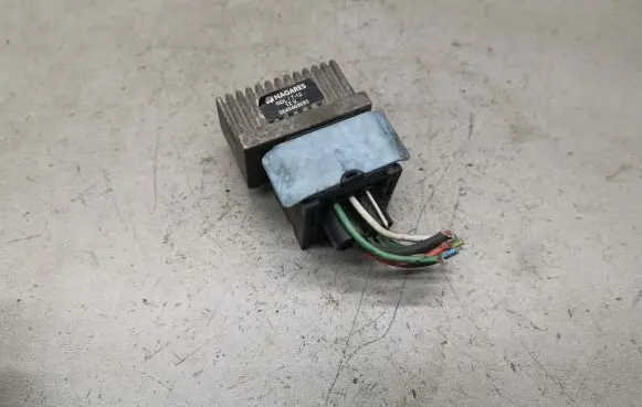 Glow plug pre-heat relay