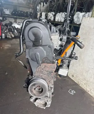 Volkswagen PASSAT B5.5 Engine AVF