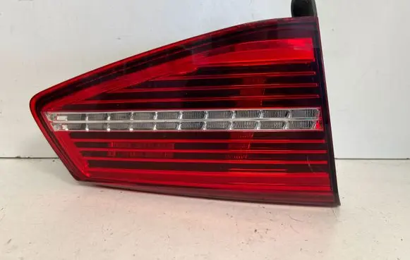 Volkswagen PASSAT B8 Tailgate rear/tail lights 3G9945307A