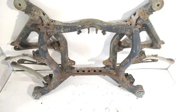 Audi Q7 4L Rear subframe 7L0500041 DC035084Q