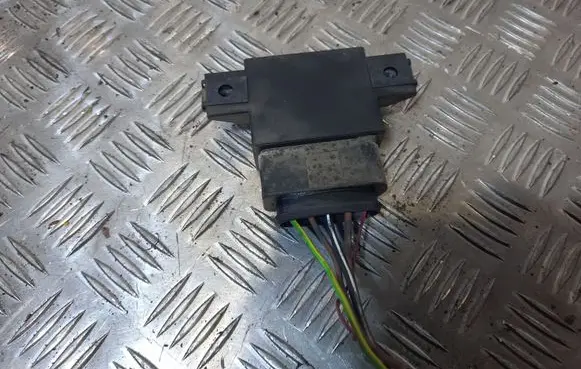 Audi Q5 SQ5 Fuel injection pump control unit/module 8K0906093