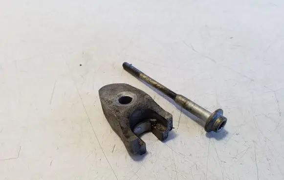 Porsche Cayenne (92A) Fuel Injector clamp holder 059216J