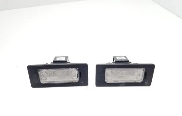 Porsche Panamera (970) Number plate light 7PP943021