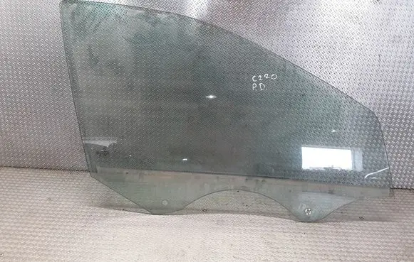 Mercedes-Benz C W203 Front door window glass four-door
