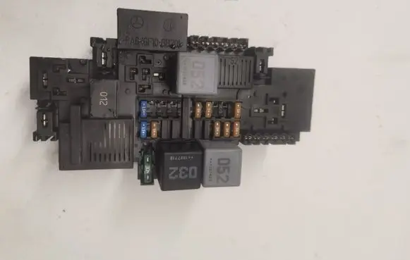 Mercedes-Benz GLC X253 C253 Fuse module A2229063202