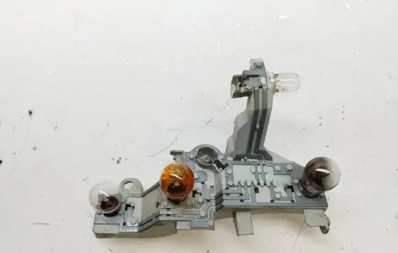 BMW 1 E81 E87 Tail light bulb cover holder 7164963 18405110E