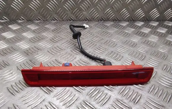 Nissan Qashqai Third/center stoplight 265904EA0A