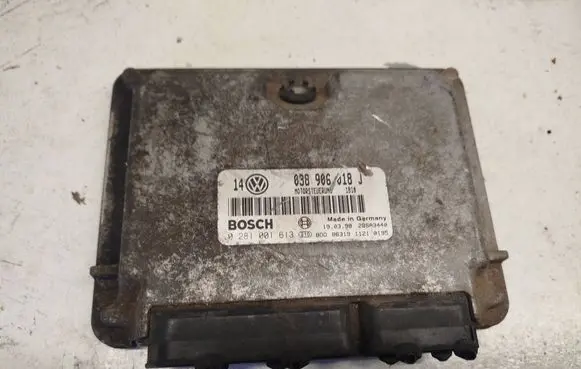 Volkswagen Golf IV Engine control unit/module 038906018J 0281001613 28SA3440