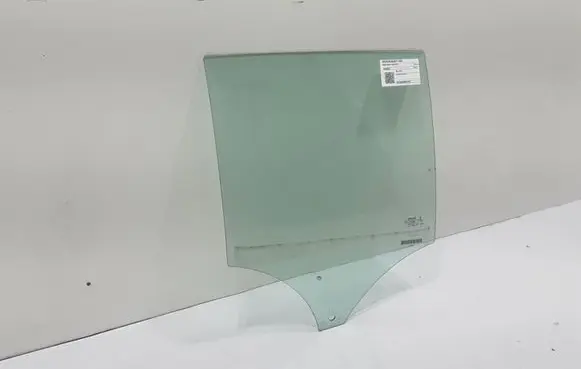 Volvo XC40 Rear door window glass 31442378