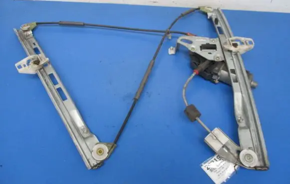 Peugeot 206 CC Front door window regulator with motor