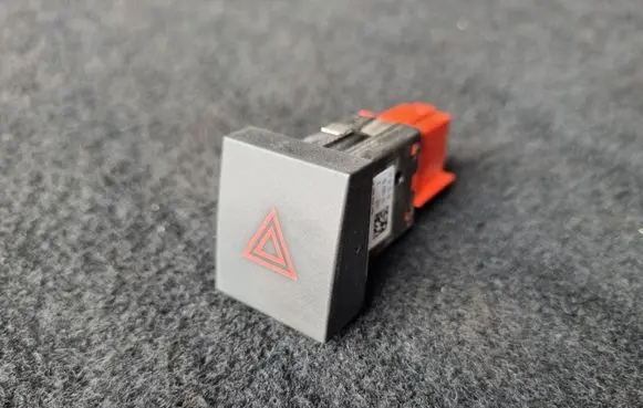 Skoda Yeti (5L) Hazard light switch 5L0953235A