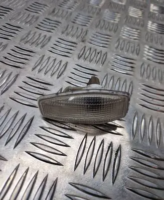 KIA Sorento Front fender indicator light 923033B1