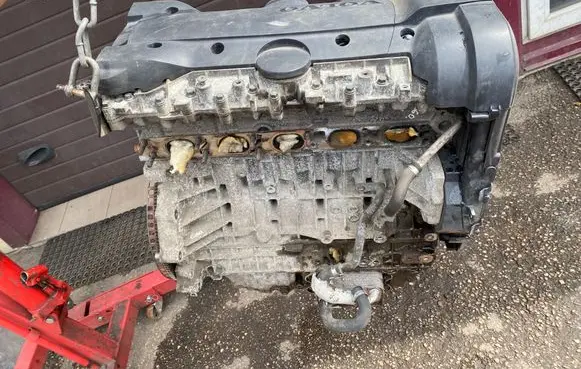 Volvo V70 Engine B5254T 6906167