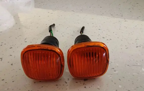 Audi A4 S4 B5 8D Front fender indicator light 4D0949127