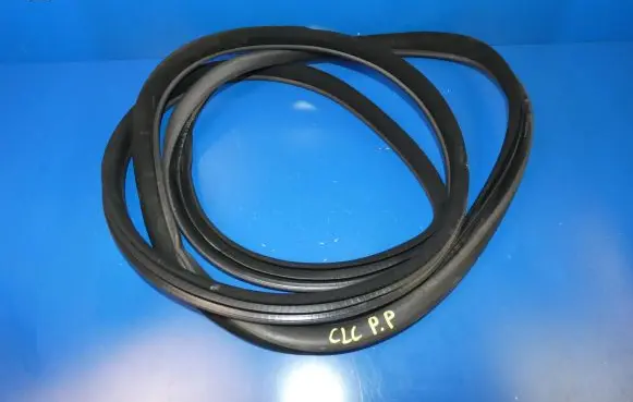 Mercedes-Benz CLC CL203 Front door rubber seal C1CRR