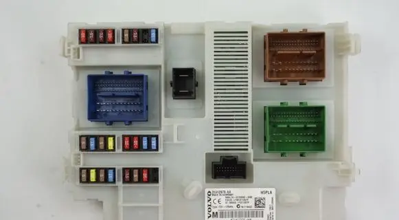 Volvo XC60 Fuse box set 31412970AA 98HL143720040AAB