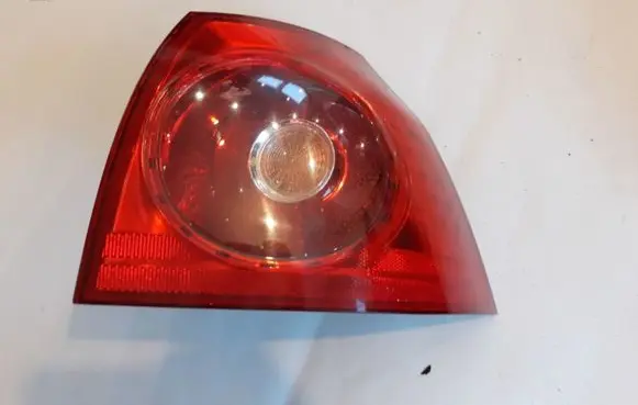 Volkswagen Golf V Rear/tail lights 1K6945096 02S028490202 C013675915