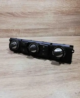 BMW 5 E60 E61 Climate control unit 11419110