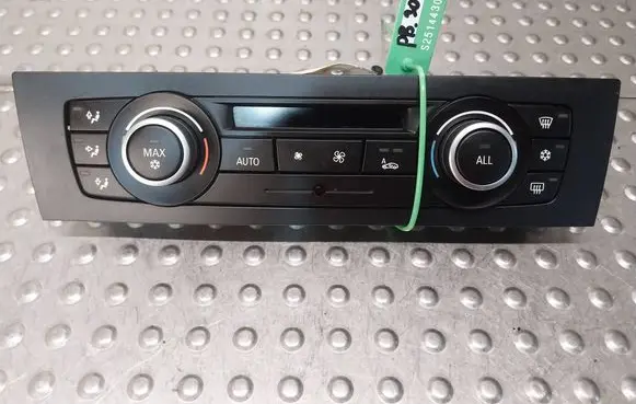 BMW 1 E82 E88 Climate control unit 9248581