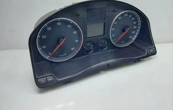 Volkswagen Golf V Speedometer (instrument cluster) 1K0920852
