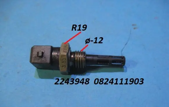 BMW 5 E34 Intake air temperature sensor 2243948 0824111903
