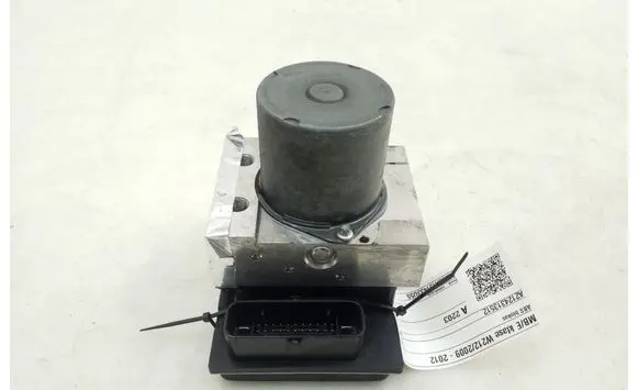 Mercedes-Benz E W212 ABS Pump A2124313512