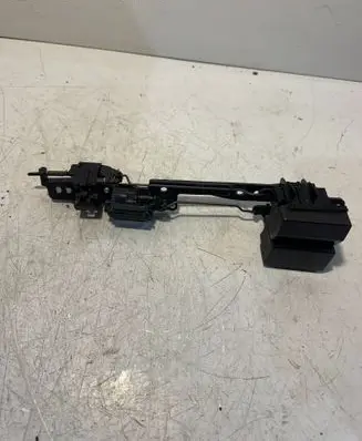 Toyota Prius (NHW20) Glove box lock 5556547040