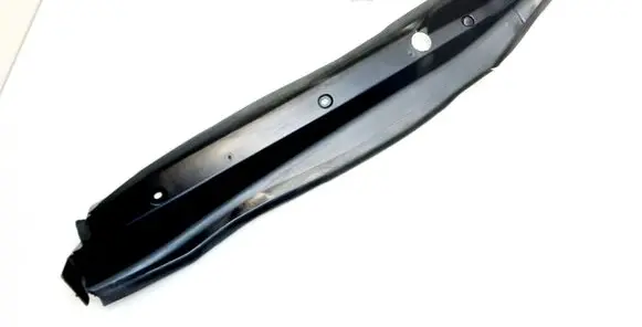 Mercedes-Benz E W212 Fender end trim A2128890225