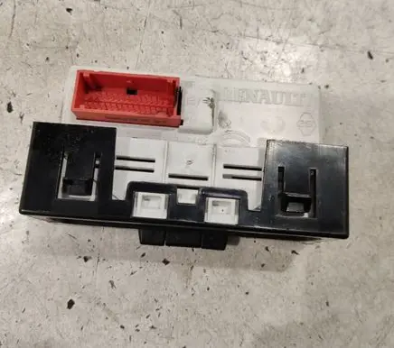 Renault Megane II Screen/display/small screen 8200107839