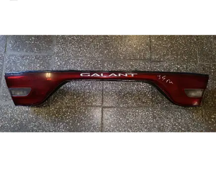 Mitsubishi Galant Tailgate trim 0431596