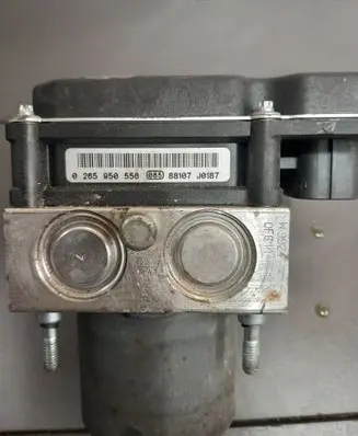 Audi A6 S6 C6 4F ABS Pump 4F0910517AC 4F0614517T