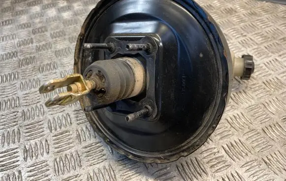 KIA Sorento Brake booster 591003E150 591103E000 4420
