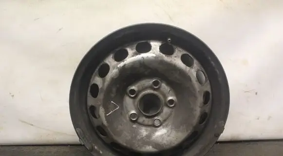 Volkswagen Caddy R15 steel rim 