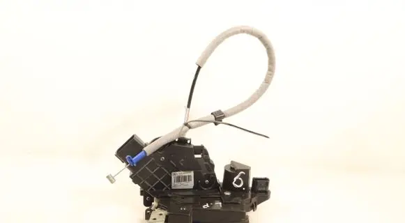 Ford Mondeo MK IV Front door lock 7S7A-A21813-DD