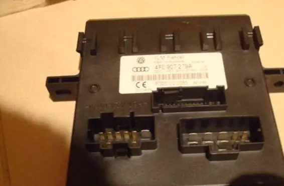 Audi Q7 4L Comfort/convenience module 4F0907279A