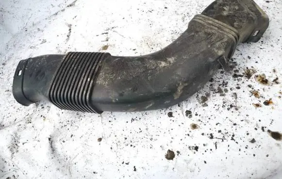 BMW 5 GT F07 Air intake hose/pipe 8513454 19385510