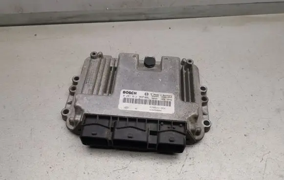 Renault Scenic II - Grand scenic II Engine control unit/module 0281012769 8200391966