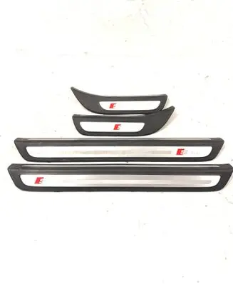 Audi Q5 SQ5 Side skirt front trim 8R0853374D 8R0853375A 8R0853373A