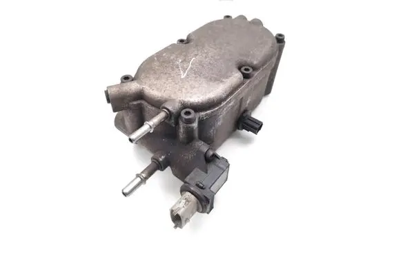 Jeep Cherokee Fuel filter housing 