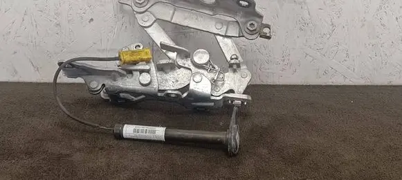 Mercedes-Benz S AMG W222 Engine bonnet/hood hinges A2228800228 2228800228