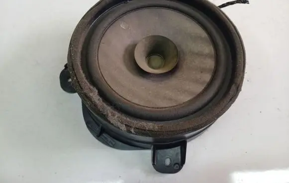 Mitsubishi Grandis Front door speaker MR9864