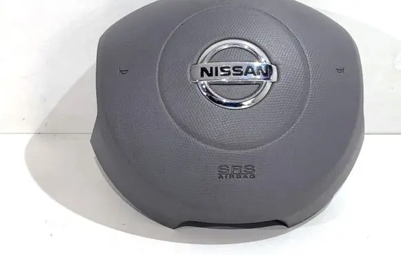 Nissan Micra Steering wheel airbag