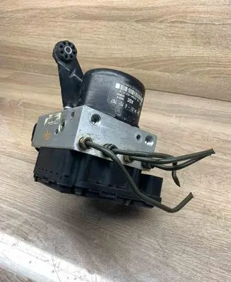 BMW 3 E46 ABS Pump 6751768