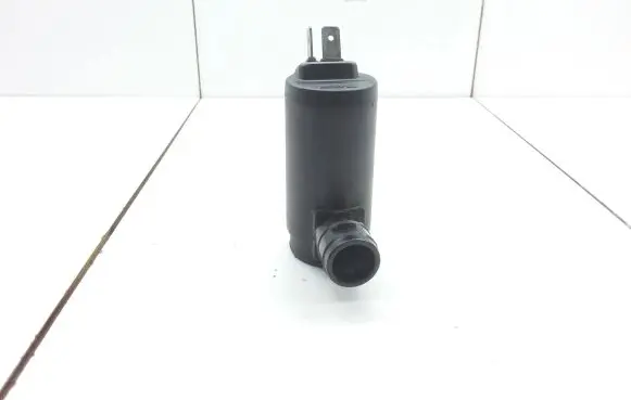 Peugeot 405 Windscreen/windshield washer pump 9BD