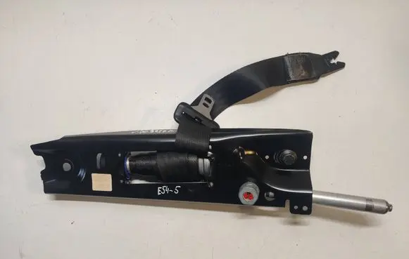 Volvo V70 Front seatbelt 39818796