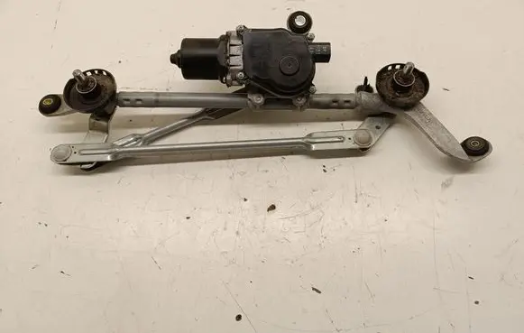 Nissan Leaf II (ZE1) Front wiper linkage 