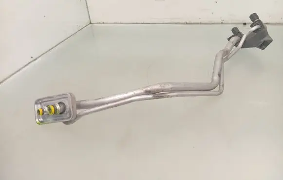 BMW X5 E70 Air conditioning (A/C) pipe/hose 6945725