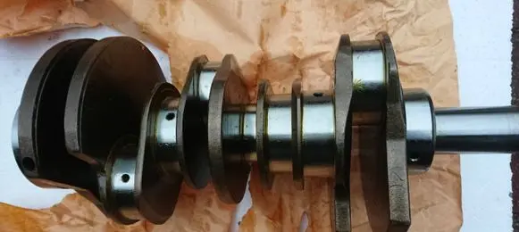 Jeep Cherokee Crankshaft 304A2307 68147110 EXF