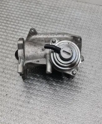 Mercedes-Benz A W169 EGR valve A6401401660
